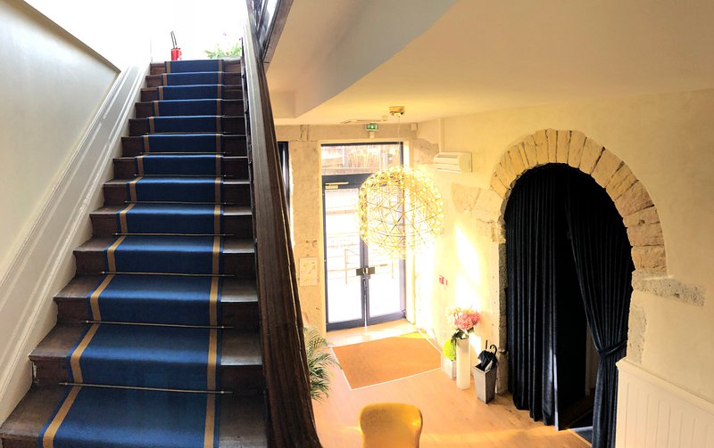 オテロ・リヨン・シャリテ